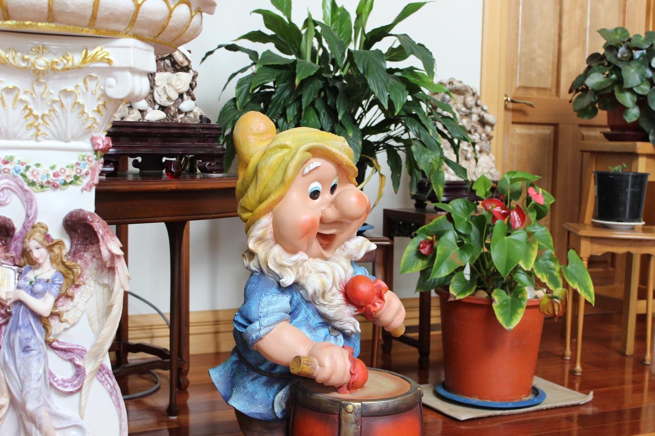 Shamrock Garden B&B Airport Крайстчърч Екстериор снимка