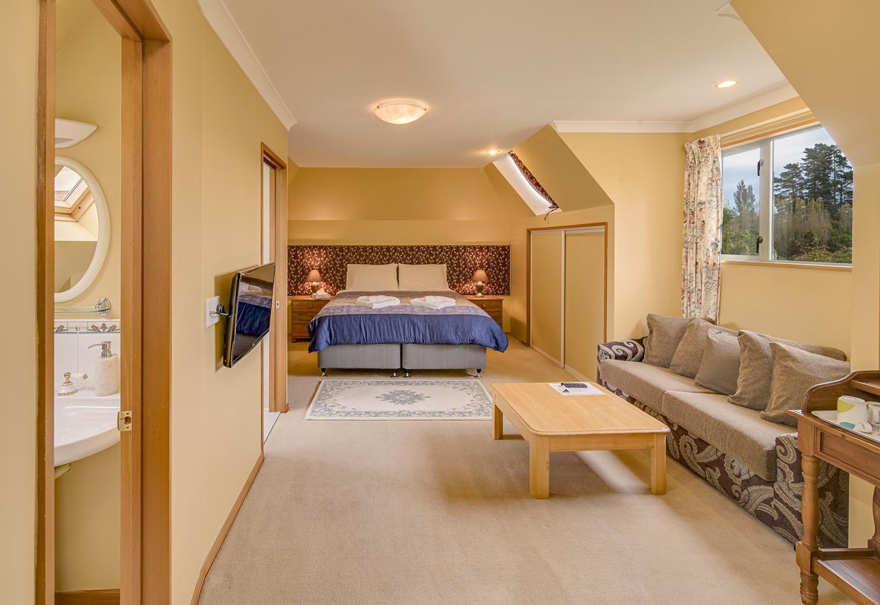 Shamrock Garden B&B Airport Крайстчърч Екстериор снимка